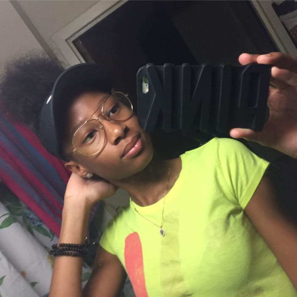 Meet your Posher, Destiny